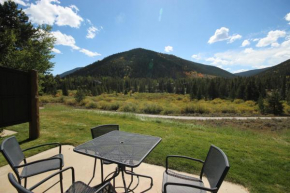 Homestead 2031 by SummitCove Lodging